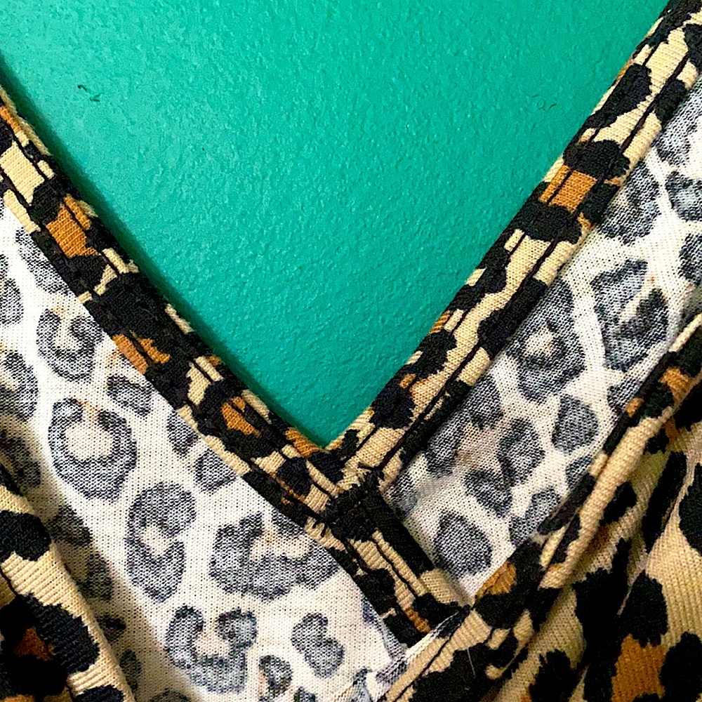 Leopard Halter Top - Picture 5 of 5